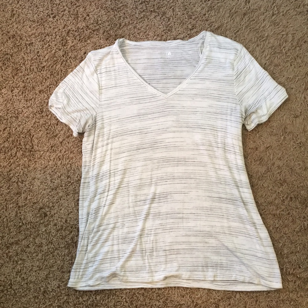 Women’s V neck t shirt